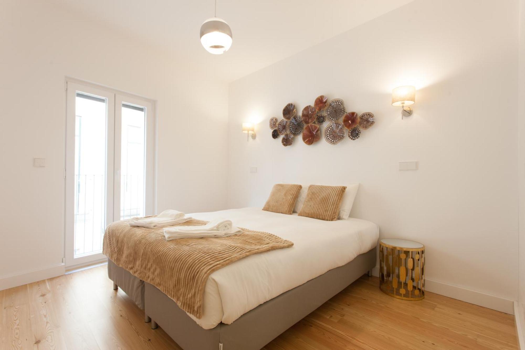 Mouraria Blue Three-Bedroom Apartment W/ Parking - By Lu Holidays Lisboa المظهر الخارجي الصورة